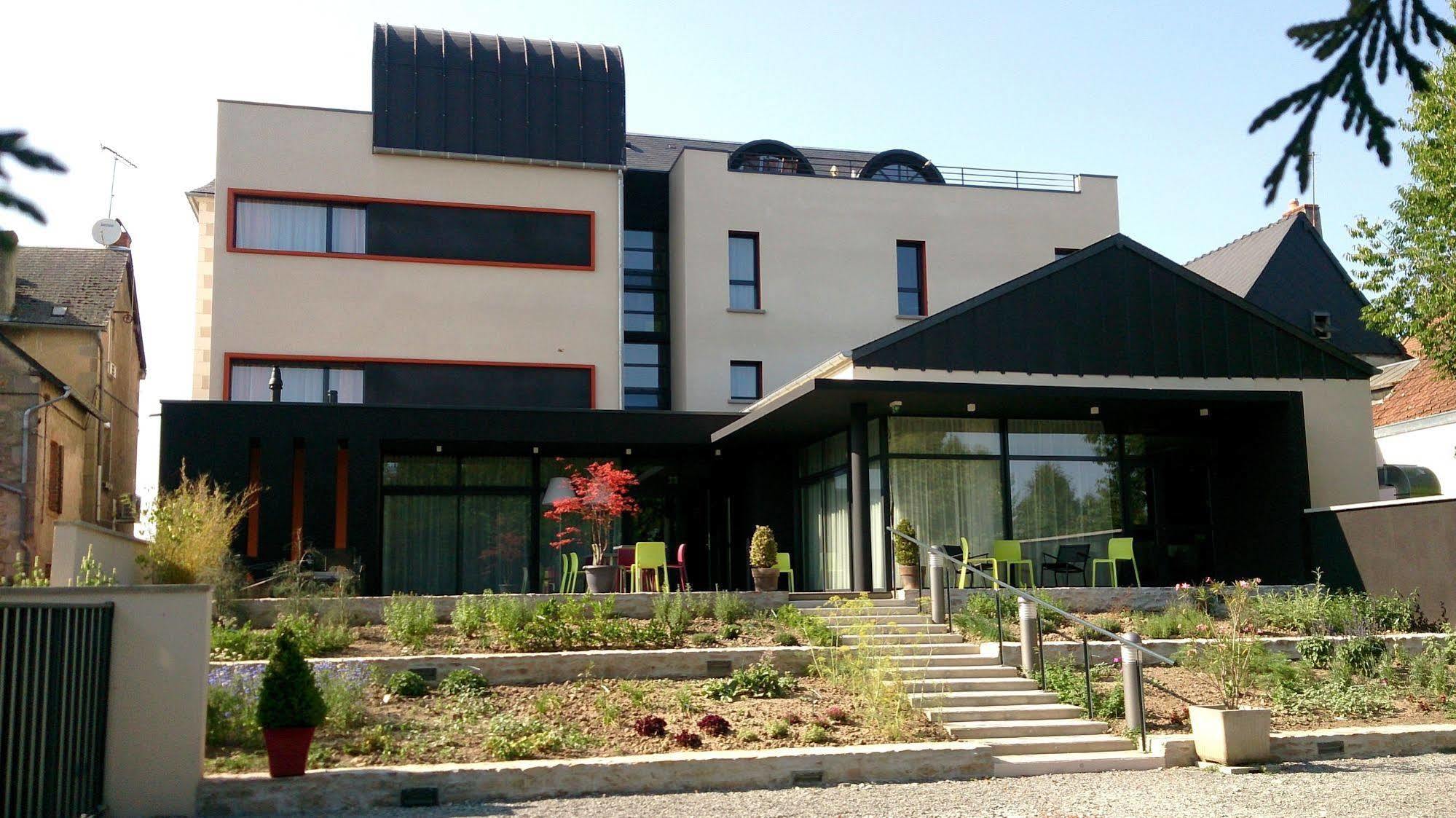 Logis Hotel Du Morvan - Restaurant La Table De Jerome Luzy Luaran gambar
