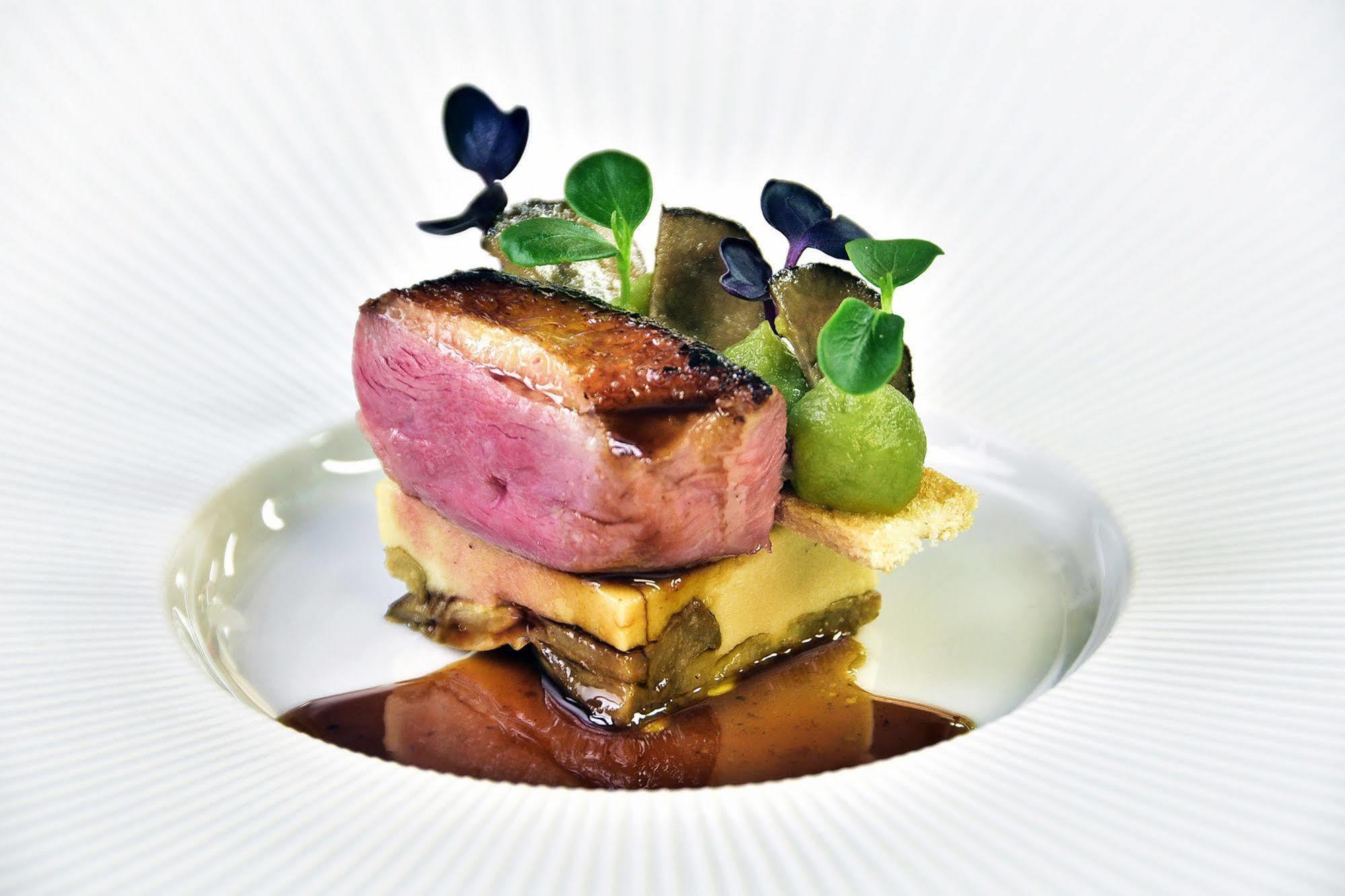 Logis Hotel Du Morvan - Restaurant La Table De Jerome Luzy Luaran gambar