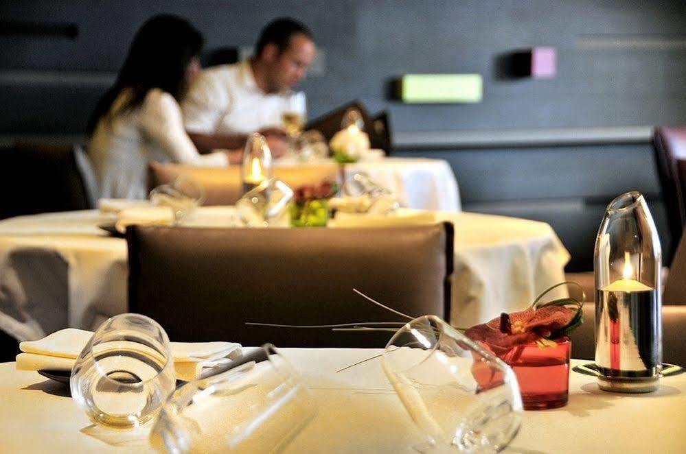 Logis Hotel Du Morvan - Restaurant La Table De Jerome Luzy Luaran gambar